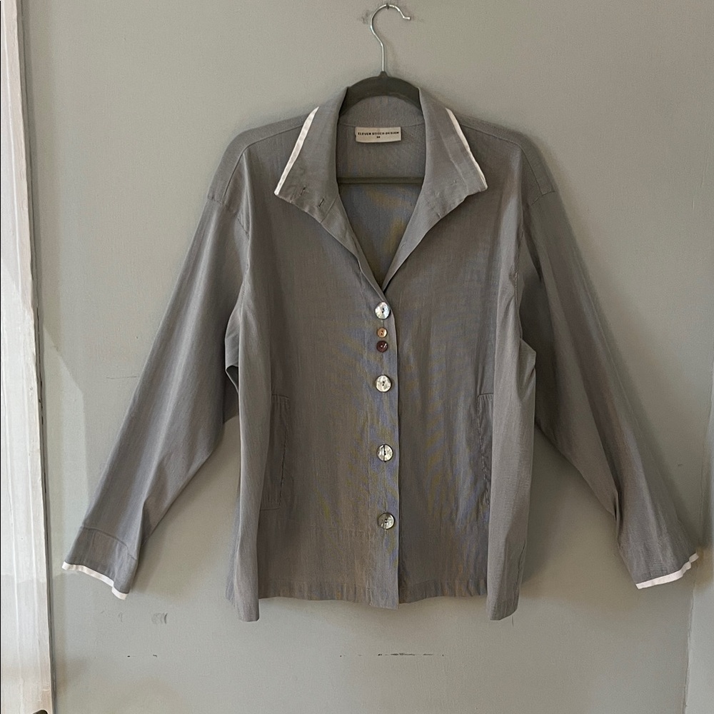 Eleven Stitch Design Gray Button-Up Shirt with White Trim